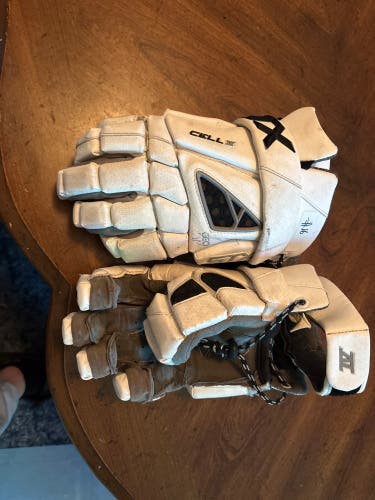 STX Cell IV Lacrosse Gloves (Used)