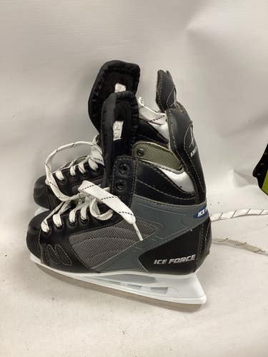 Used American Athletic ICE FORCE Junior Hockey Skate Junior 04 11851-S000043186