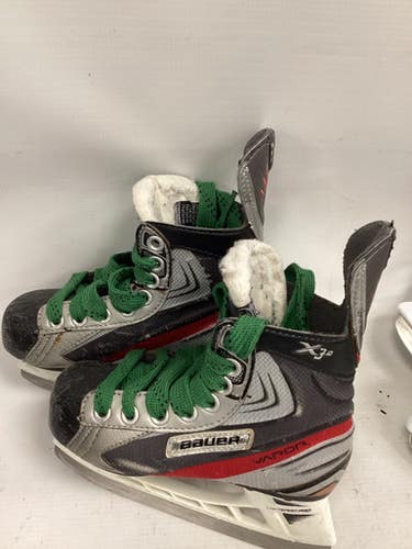 Used Bauer VAPOR X3.0 Youth Hockey Skate Youth 11.5 11851-S000043188