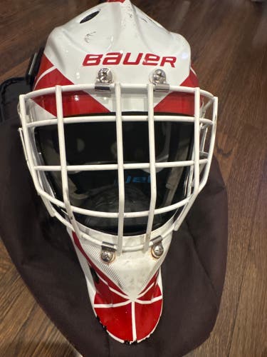 Senior Large Bauer Profile 940x Goalie Mask (Used)