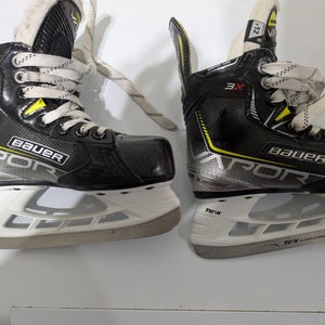 Used Bauer Vapor 3X Hockey Skates Regular Width 12 (Used)