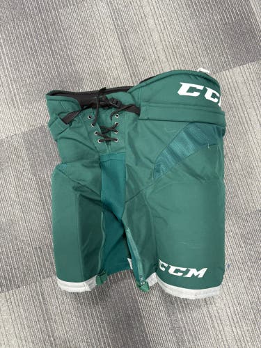 Men's Senior XL CCM Hockey Pants Pro Stock (Used)