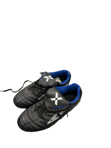 Used Umbro Soccer Cleats Black Junior 04.5 11682-S000111274