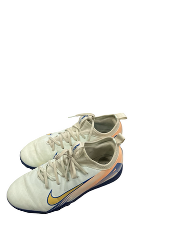 Used Nike Soccer Indoor Shoes White Junior 04.5 11682-S000126170