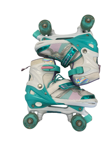 Used LUYATA Senior Roller Quad Skates White Adjustable 11682-S000127199