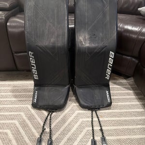 Bauer Mach 33’ Leg Pads