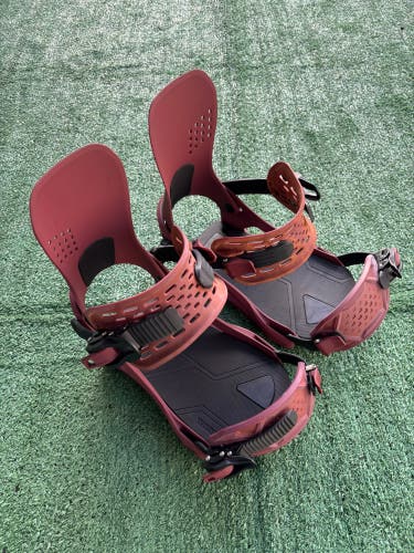 New 2025 K2 Albany Snowboard Bindings | Women's Medium (Size 7 - 11)