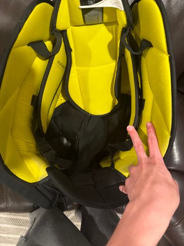 INT L/XL Warrior R/X2 Hockey Goalie Pants (Used)