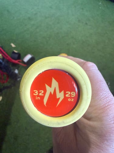 2026 Easton Hype Fire Composite BBCOR Certified Bat (-3) 29 oz 32" (Used)