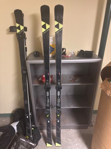 Men's Fischer RC4 WC GS 193 cm Racing Skis With Bindings Max Din 18 (Used)