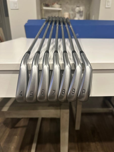 Men's 2025 Mizuno JPX 925 Forged Right Handed Iron Set Stiff Flex (Used)