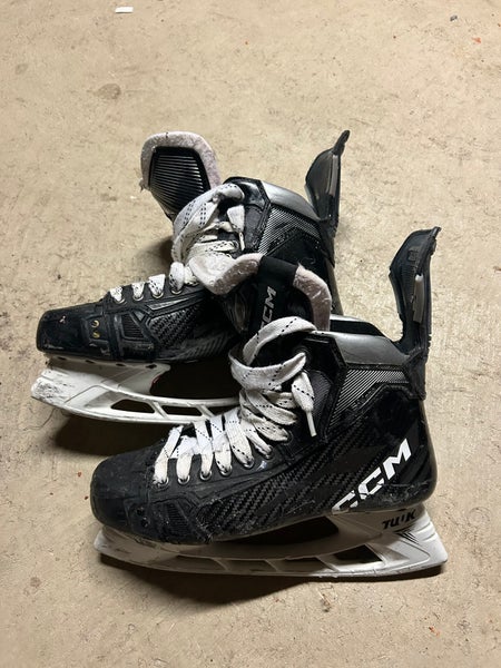 2022 CCM AS-V Pro Hockey Skates (Used)