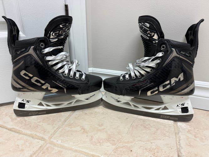 CCM Tacks XF Pro Hockey Skates Wide Width 6.5 (Used)