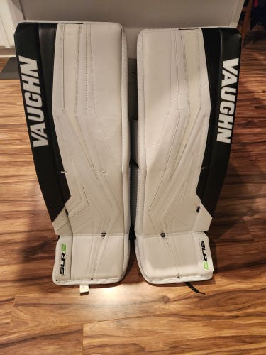 34" Vaughn SLR3 Pro Carbon Goalie Leg Pads (New)