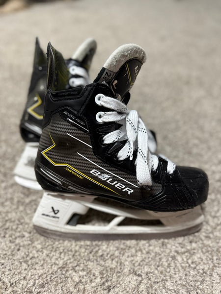 Black/Gray 2025 Bauer Supreme Ignite Pro+ Hockey Skates Regular Width Size 2.5 (Used)