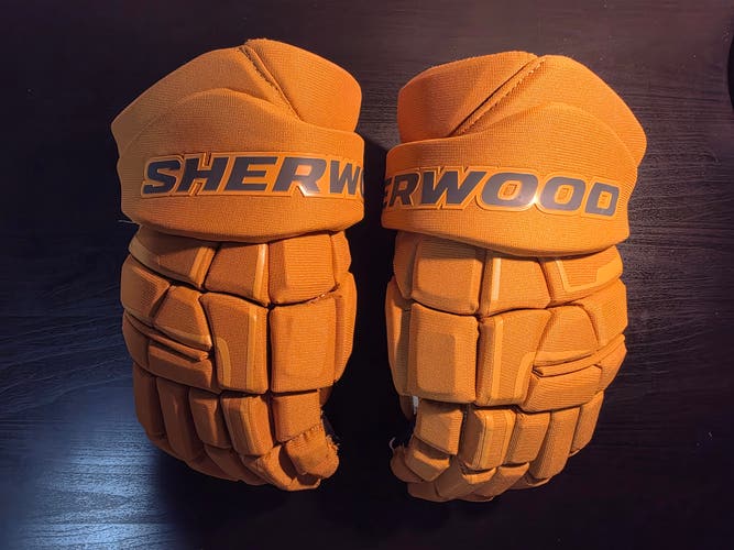 Sher-Wood Code Encrypt 1 Gloves 14" Team Stock (Used)