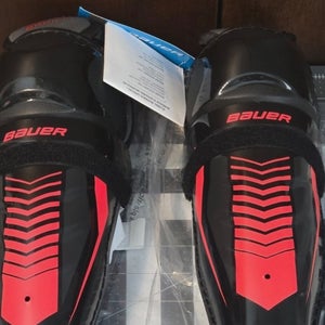 Bauer Hockey Shin Pads Size 10" Youth Lil Sport BRAND NEW