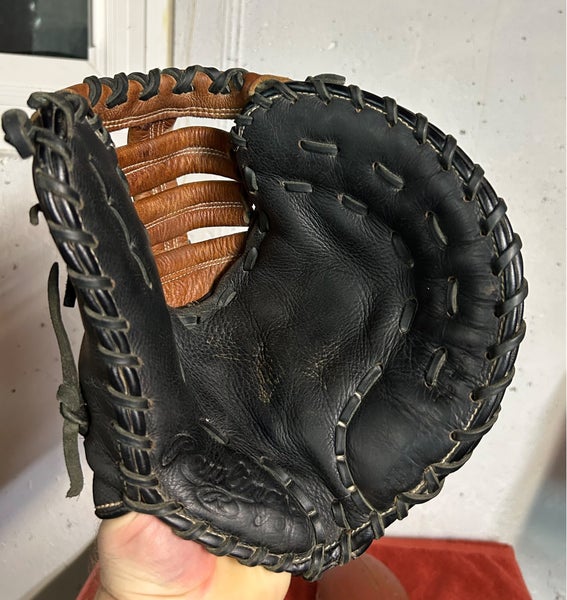 Rawlings Renegade RHT 12” first base mitt
