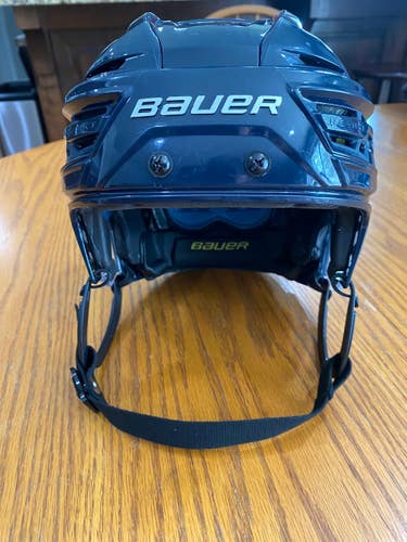 Medium Bauer Re-Akt 150 Helmet (Used)