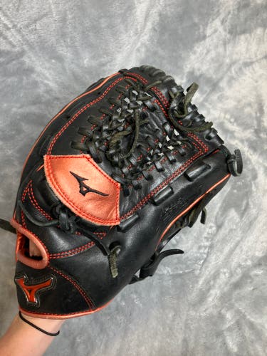 Black Mizuno MVP Prime RH Baseball Glove 11.75" (Used)