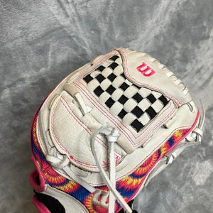 Pink Wilson Flash RH Softball Glove 11.5" (Used)