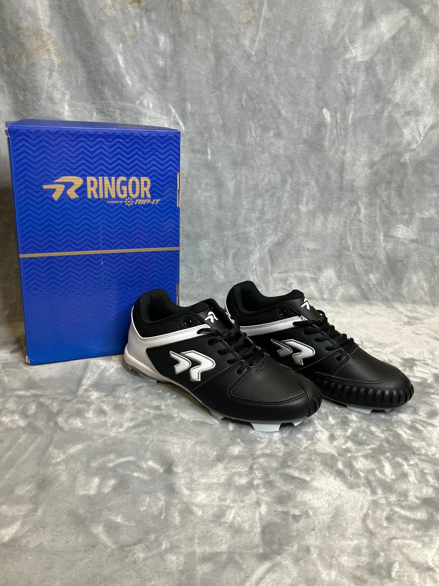 ringor flite cleats