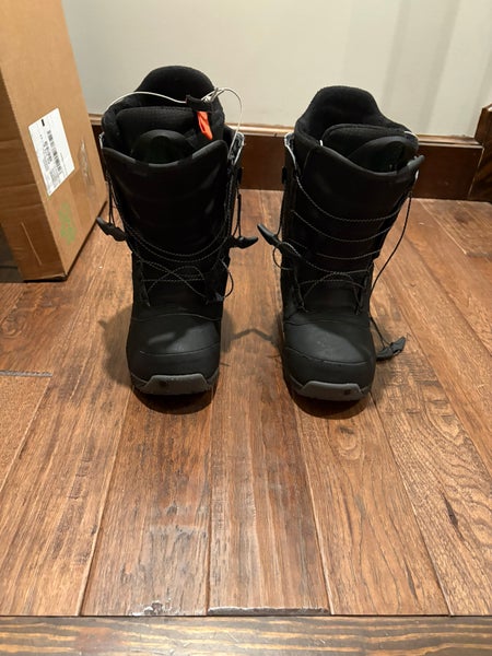 Size M 9.5 (W 10.5) Burton Ruler Snowboard Boots (Used)