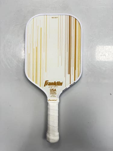 Used Franklin SIGNATURE Pickleball Racquet White 11860-S000304647