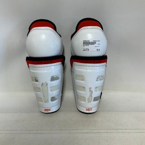 Used CCM WHITE Youth Shin Guards White 9" 11823-S000037257
