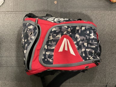 Used Easton BASEBALL 2 BAT BACKPACK BB/SB Player Carry Bag Red 11614-S000231104