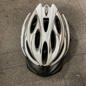 Used CARNEAU HELMET Bike Helmet White One Size 11614-S000230934