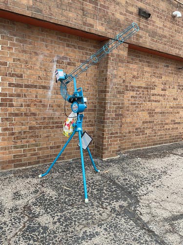 Used Jugs M6000 + F1025 BB/SB Pitching Machine 11855-S000199331