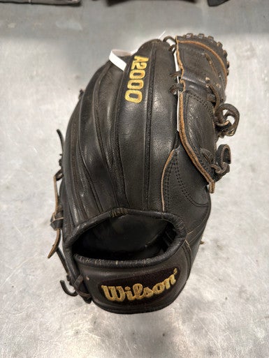 Used Wilson A2000 BB/SB Glove RH Throw Black 11 3/4" 11793-S000263623