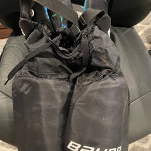 Junior Small Bauer X Hockey Pants (Used)