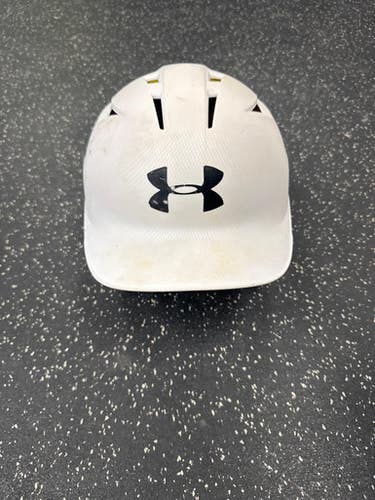 Used Under Armour UA BASEBALL HELMET Batting Helmet No Mask White SM 11849-S000036751