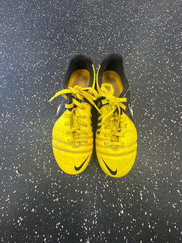 Used Nike Soccer Cleats Yellow Junior 01 11849-S000036438