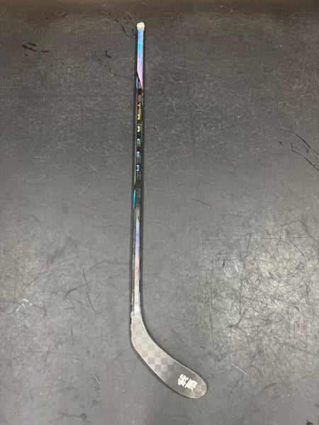 Senior Bauer Nexus Tracer Right Handed Hockey Stick P28 70 Flex (Used Once)