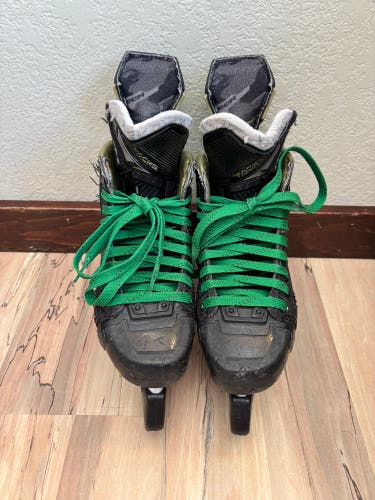 2022 CCM AS-V Hockey Skates – Size 4.5 Regular – BladeTech + Superfeet + Extras (used)