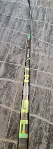 Bauer AG5NT Junior Right Handed Hockey Stick