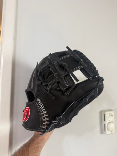 RH Infield Baseball Glove 11.5" (New)