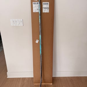 Senior Bauer Pulse Right Handed Hockey Stick P28 70 Flex (New)b