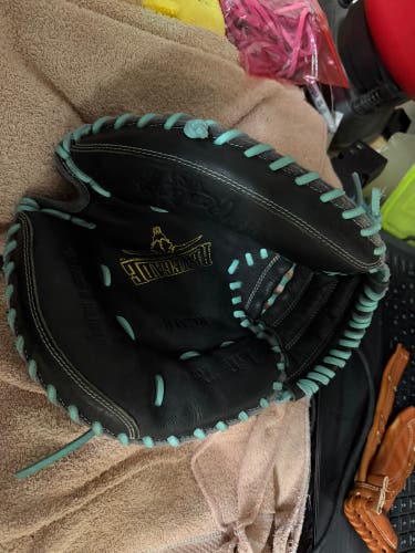 Rawlings Renegade RH Catcher's Baseball Glove 32.5" (Used)