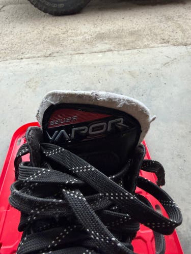2019 Bauer Vapor 2X Pro Hockey Skates Regular Width Size 2 (Used)