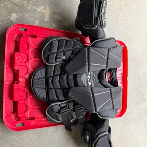 Small CCM Premier R1.5 LE Goalie Chest Protector (Used)
