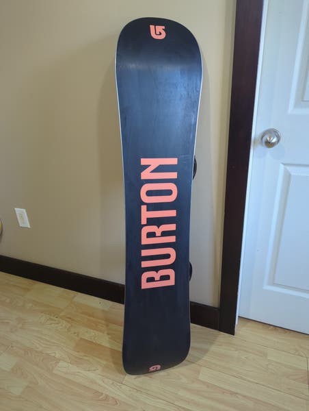 Burton LTR-L snowboard 140cm with Burton bindings size s/m fit 5-8 | SidelineSwap | Buy and Sell on SidelineSwap Burton LTR-L snowboard 140cm with Burton bindings size s/m fit 5-8 | SidelineSwap | Buy and Sell on SidelineSwap