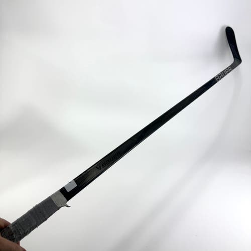 Used Left Black Bauer Vapor Hyperlite 2 | 107 Flex P92M Curve Grip | A486