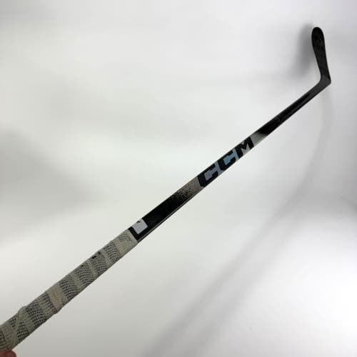 Used Left CCM Ribcor Trigger 10 Pro | 75 Flex P28 Curve Grip | A482