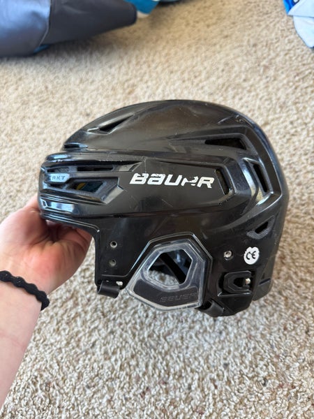 Small Bauer Re-Akt 150 Helmet (Used)