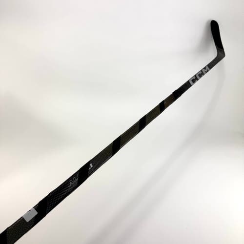 Used Left Black CCM Jetpseed FT8 Pro | 85 Flex P88 Curve Grip | A479