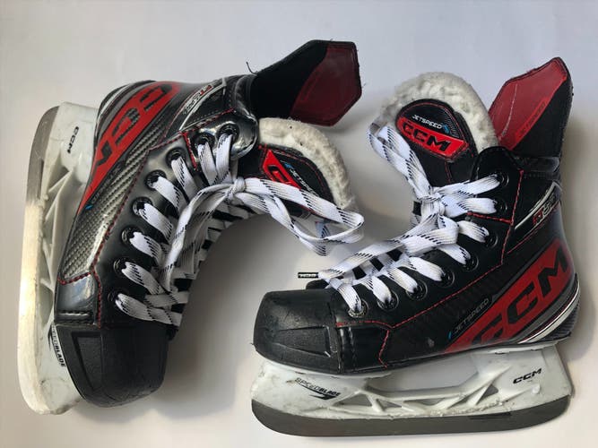 USED Youth CCM JetSpeed FT6 Pro Hockey Skates Size 13.5